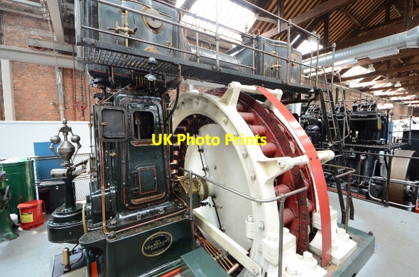 Photo 6"x4" Ferranti inverted vertical cross-compound engine - MOSI Manchester c2013