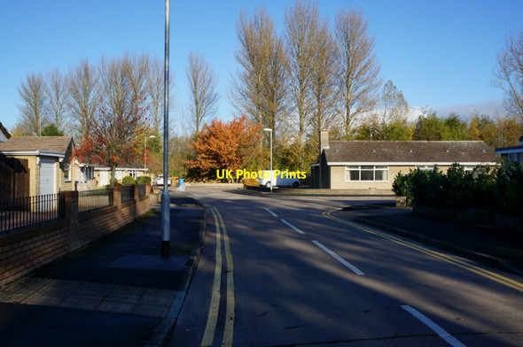 Photo 6"x4" The Fairways (road) off Saltshouse Road, Hull Ganstead c2013