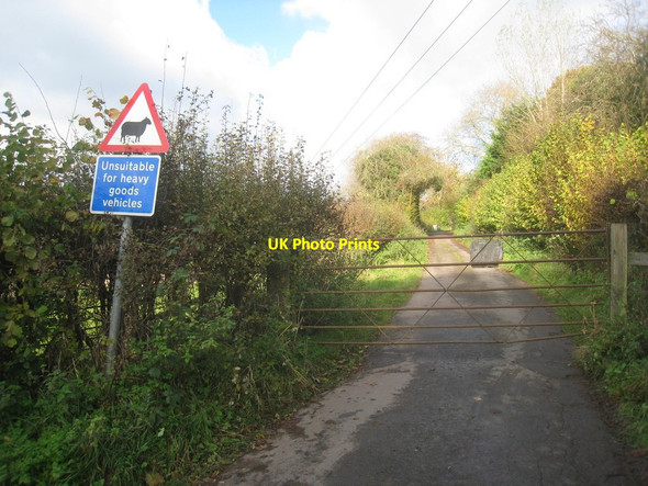 Photo 6"x4" Gated road to Burley Bromyard c2013