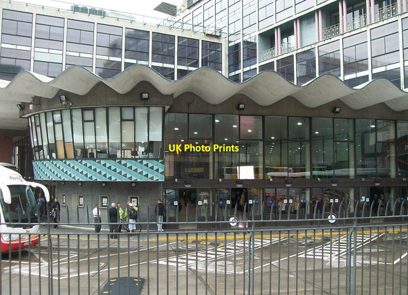 Photo 6"x4" Departure Control Gallery and boarding bays at Bus\u00c3\u00a1ras Dublin\/O1534 c2012