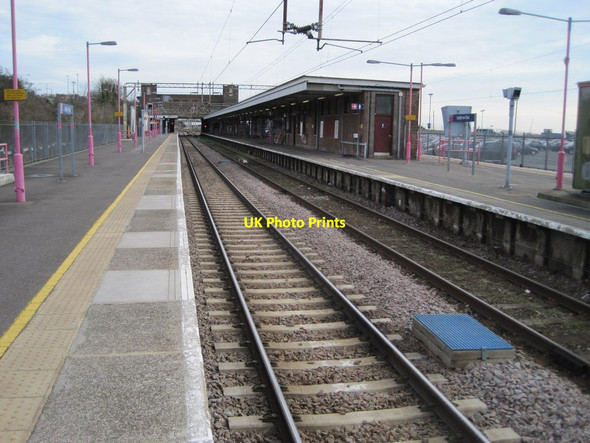Photo 6"x4" Leigh-on-Sea railway station, Essex Leigh-on-Sea c2012