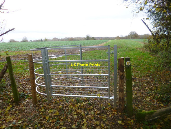 Photo 6"x4" East Winterslow, kissing gate East Winterslow c2013