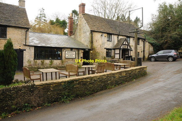 Photo 6"x4" The Seven Tuns, Chedworth Chedworth c2013