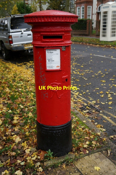 Photo 6"x4" Victorian post box on Salisbury Street, Hull Kingston upon Hull c2013