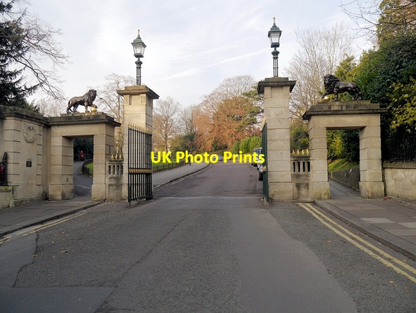 Photo 6"x4" Victoria Park Gates Bath\/ST7464 c2013