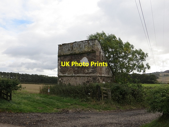 Photo 6"x4" Doocot, Kinnettles Kirkton\/NO4246 c2013