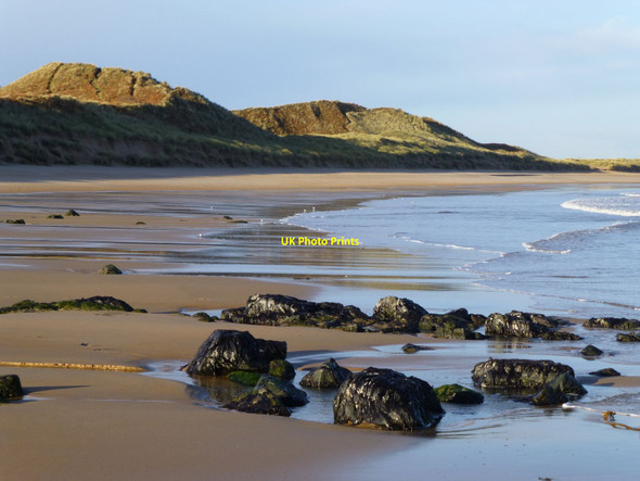 Photo 6"x4" Sand, dunes, sea birds and rocks Embleton\/NU2322 c2013