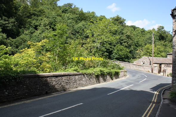 Photo 6"x4" Looking towards Yore Bridge from Church Bank Aysgarth c2013