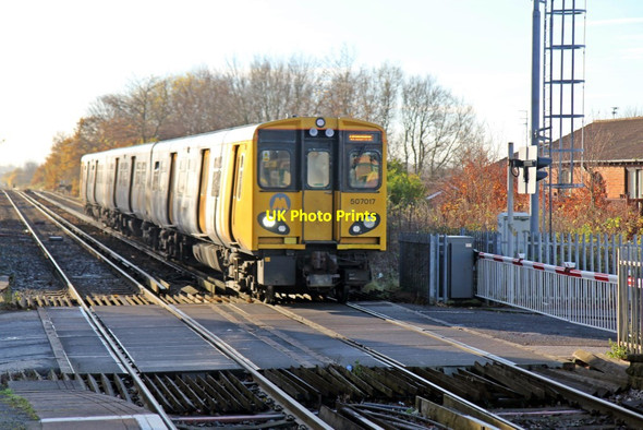 Photo 6"x4" Merseyrail Class 507, 507017, Maghull railway station Maghull c2013