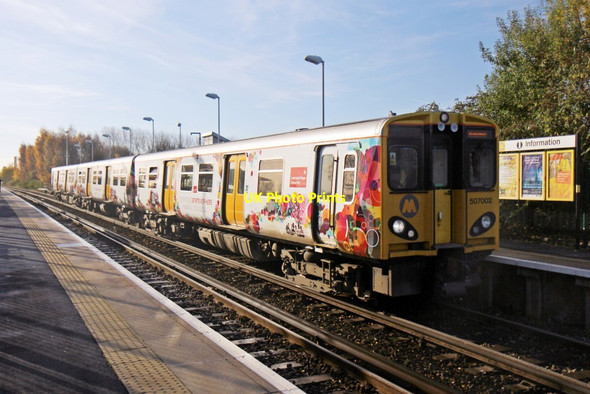 Photo 6"x4" Merseyrail Class 507, 507002, Old Roan railway station Aintree c2013