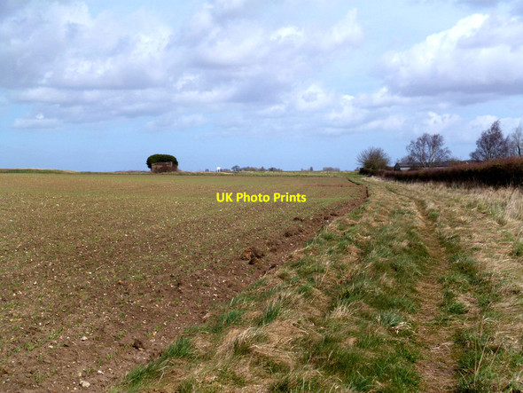 Photo 6"x4" Round Behind the Church Little Snoring c2013