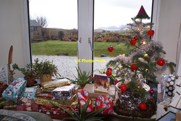 Photo 6"x4" Christmas morning at Roskhill Heribost c2013