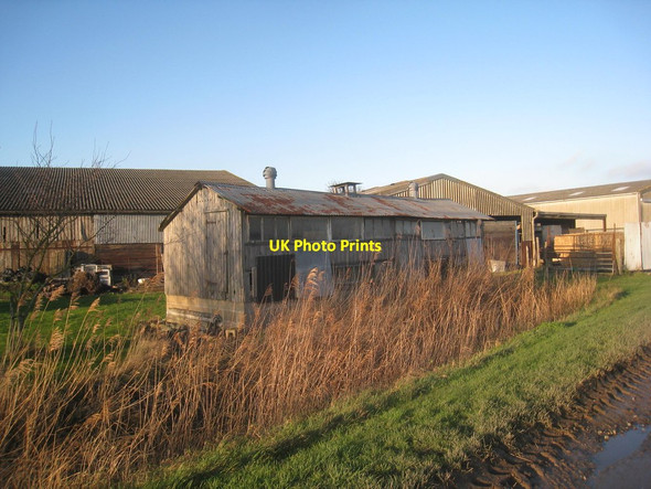 Photo 6"x4" Old chicken shed, Poplar Farm South Somercotes c2013
