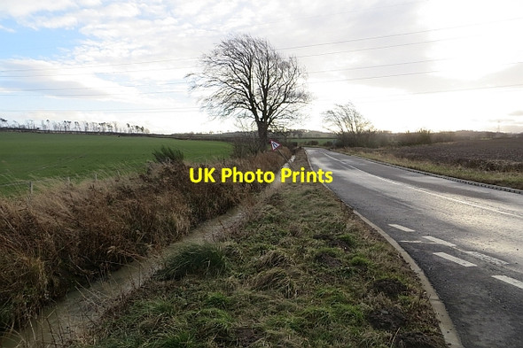 Photo 6"x4" Kinchie Burn Pencaitland c2013