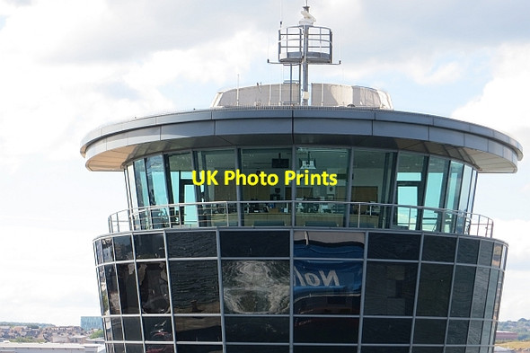 Photo 6"x4" Control tower, Aberdeen Harbour Torry\/NJ9505 c2013