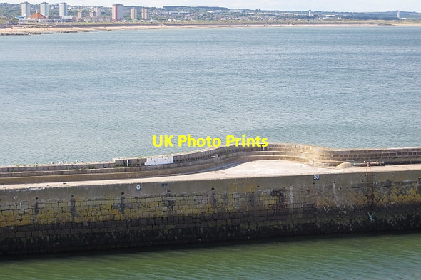 Photo 6"x4" North Pier, Aberdeen Harbour Balnagask c2013