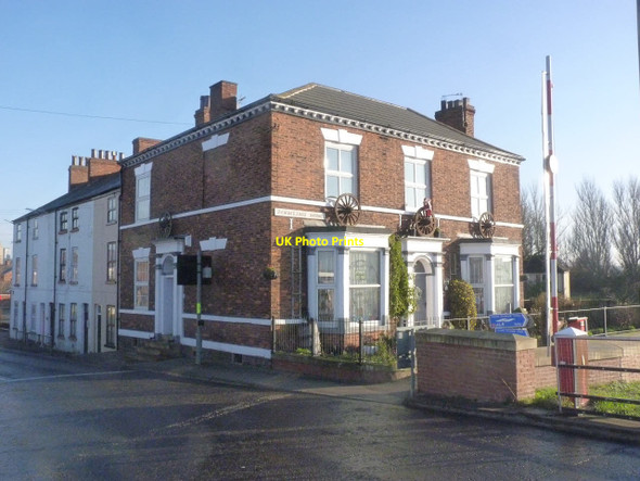 Photo 6"x4" Temperance House Selby c2013