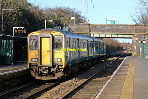 Photo 6"x4" Arriva Trains Wales Class 150, 150231, Upton railway station Upton\/SJ2788 c2014