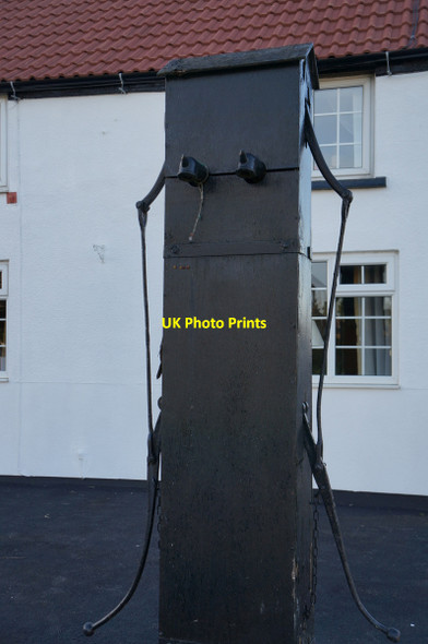 Photo 6"x4" The village water pump, Burton Fleming Burton Fleming c2014