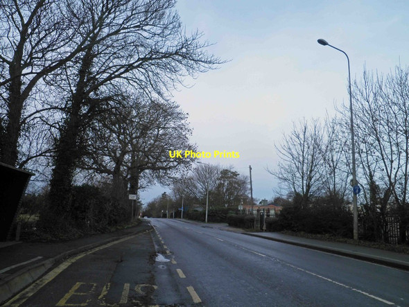 Photo 6"x4" Bus stop on Great Coates Road, Healing Healing c2014