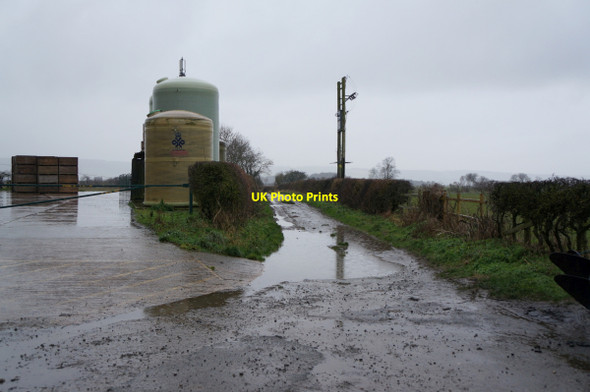 Photo 6"x4" Farm track off Ratten Row, Seamer Seamer\/TA0183 c2014