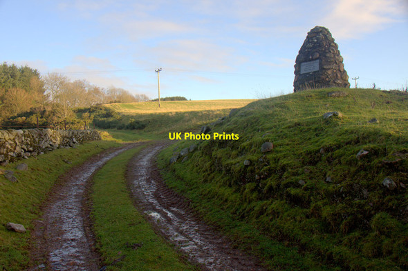 Photo 6"x4" Monument to Donald Cargill, Hatton, near Rattray Blairgowrie c2014