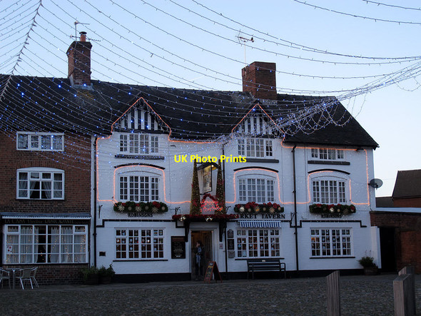 Photo 6"x4" The Market Tavern at Christmas Sandbach c2013