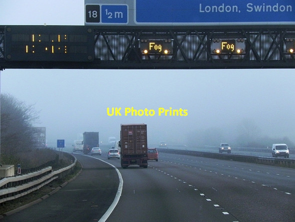 Photo 6"x4" Fog Warning on the M4 Hinton\/ST7376 c2013