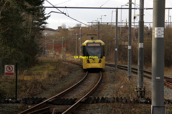 Photo 6"x4" Looking west from Oldham Mumps tram stop Oldham c2014
