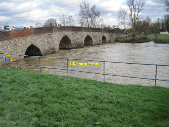 Photo 6"x4" Twyford Bridge after heavy rain Congelow c2014
