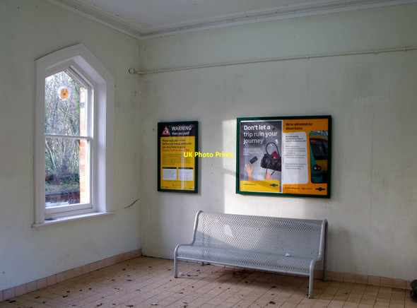 Photo 6"x4" Waiting room, Cowden Railway Station Horshoe Green c2013