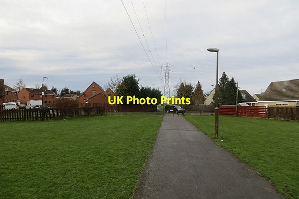 Photo 6"x4" Path, Stoneybank Musselburgh c2014