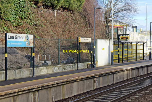 Photo 6"x4" Manchester-bound platform, Lea Green railway station Marshall's Cross c2014