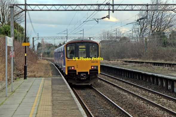 Photo 6"x4" Northern Rail Class 150, 150116, West Allerton railway station Aigburth c2014