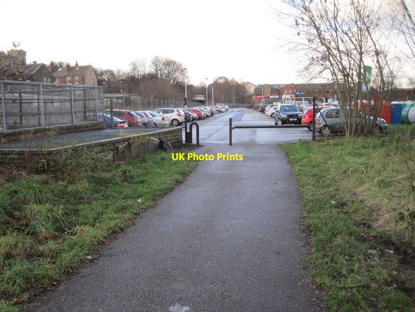Photo 6"x4" Cleckheaton Central railway station (site), Yorkshire Cleckheaton c2013