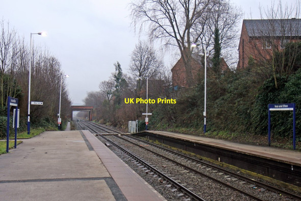 Photo 6"x4" Looking east, Ince and Elton railway station Elton\/SJ4575 c2014