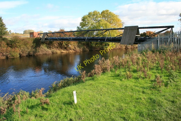 Photo 6"x4" Pipeline over The Derwent Elvaston c2008
