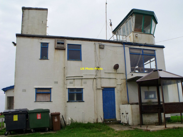 Photo 6"x4" Control Tower, Caernarfon Airport Dinas Dinlle\/SH4356 c2013