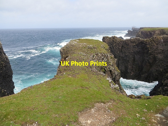Photo 6"x4" Crags, Scraada Ure c2013
