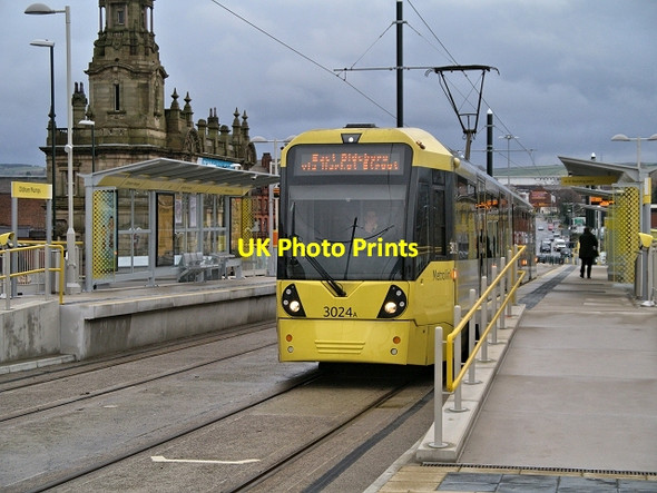 Photo 6"x4" Metrolink Tram at Oldham Mumps Interchange Oldham c2014