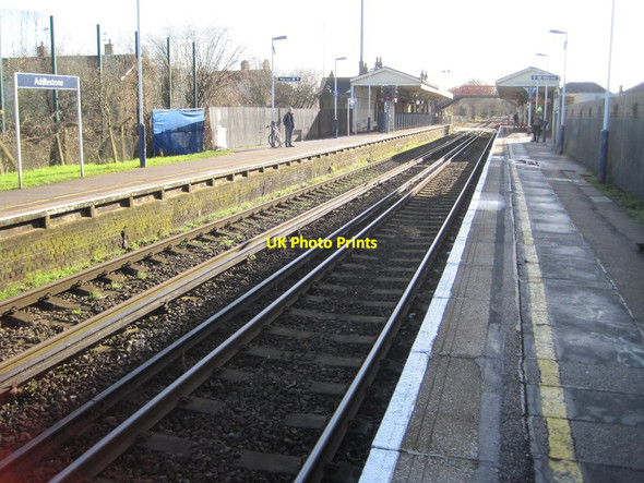Photo 6"x4" Addlestone railway station, Surrey Addlestone c2014