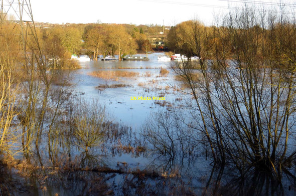 Photo 6"x4" Flooded meadow by the River Thames Kennington\/SP5202 c2014