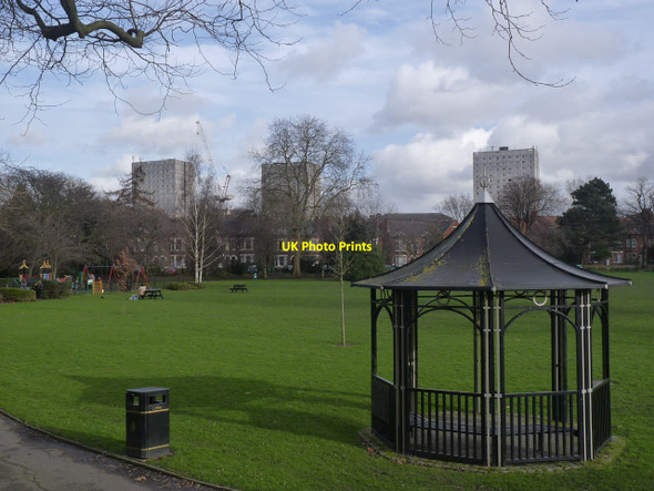 Photo 6"x4" Lenton Recreation Ground Nottingham\/SK5641 c2014 P1