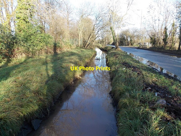 Photo 6"x4" Reen along the west side of Lighthouse Road, Newport Duffryn\/ST2985 c2013