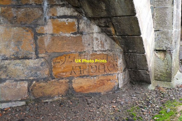 Photo 6"x4" Upside-down stone in Tweed Bridge, Peebles Peebles\/NT2540 c2014