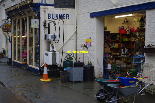 Photo 6"x4" Bunners of Montgomery Montgomery c2014