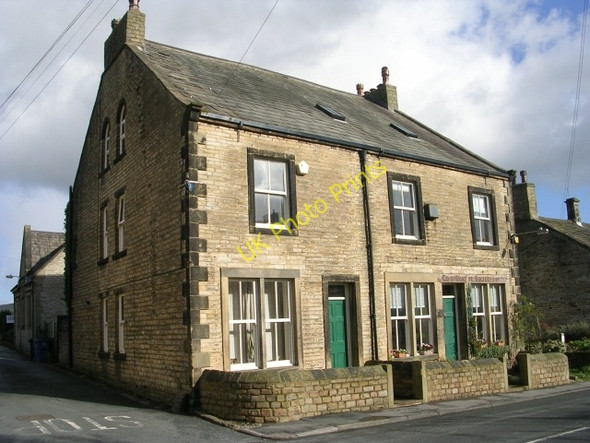 Photo 6"x4" Former Co-operative Society Building - Main Street Aire View c2008