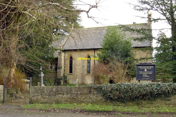 Photo 6"x4" Church of the Holy Trinity in Finstock Finstock c2014