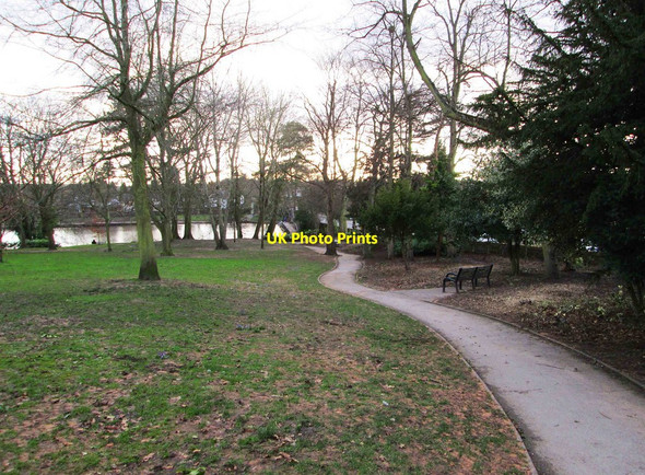 Photo 6"x4" Footpath leading to Heath Pool, Mary Stevens Park, Stourbridge Stourbridge c2014