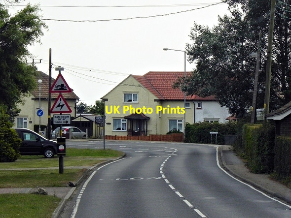 Photo 6"x4" Great Holland Frinton-On-Sea c2013